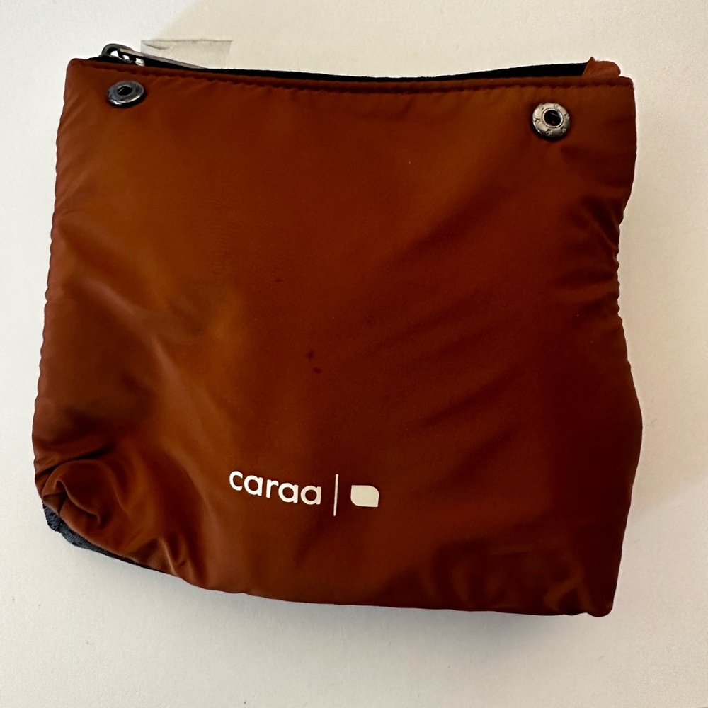 Caraa Snap Travel Pouch- Dark brown/orange